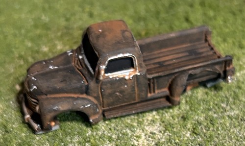 Custom HO 1:87 1950s Beat Up Chevy Pickup Truck Junk Yard Ready! Gorgeous!