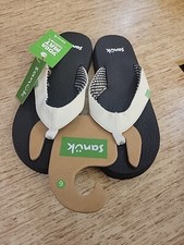 SANUK W YOGA MAT WHITE SANDALS WOMENS SIZE 6- NEW
