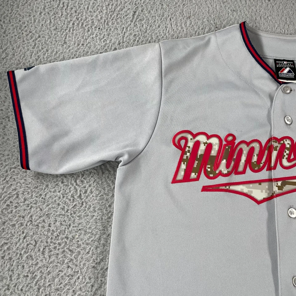 Camiseta de béisbol majestuosa de los gemelos de Minnesota Joe Mauer #7 camisa camuflada mediana EE. UU. * Foto 2 de 4