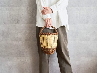Round Tall Carry Basket   Willow Caña Bottle Basket