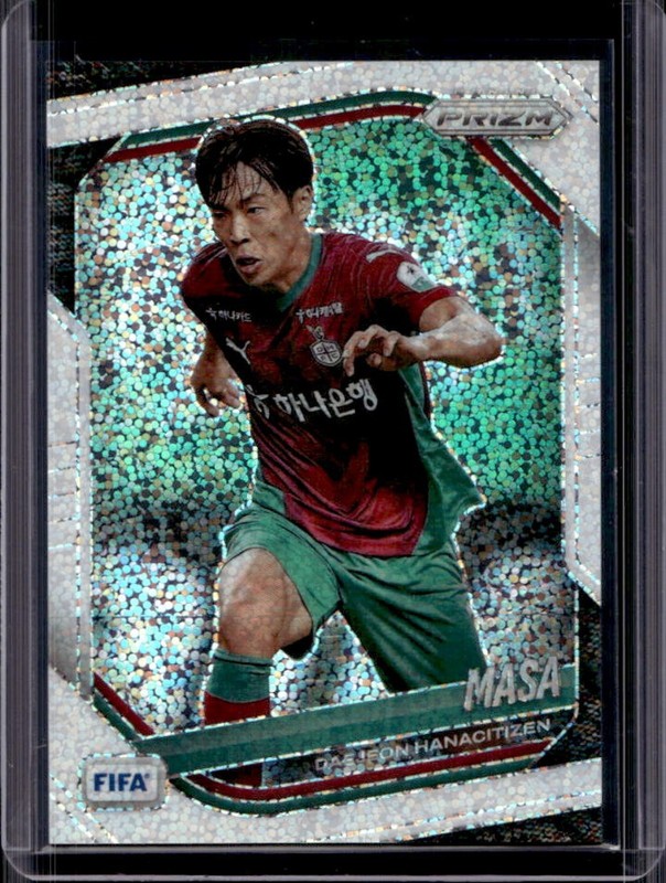 2025-26 Panini Prizm FIFA Masa SSP White Sparkle Prizm #34