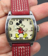 Walt Disney MICKEY MOUSE Watch MU1101 by SII Original Mickey Est. 1928 Red Band