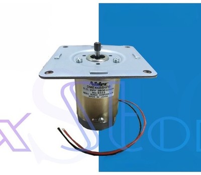QTY:1 servo motor DME44B8HPB 24VDC *mn