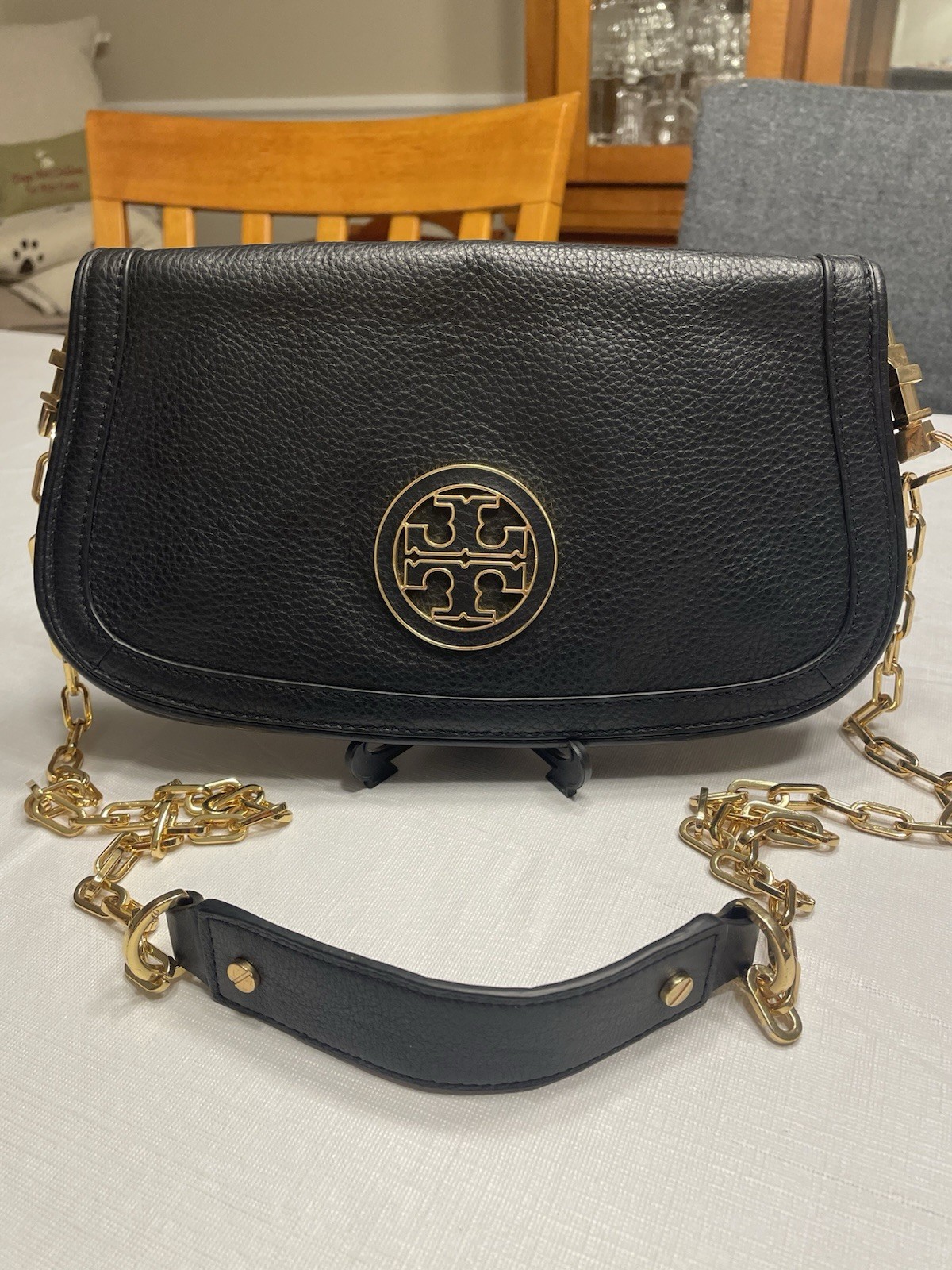 Tory Burch Amanda Logo Crossbody Pebbled Leather Clutch Black Gold Chain Link
