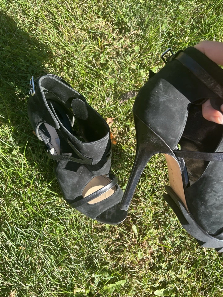 Zapatos de salón de cuero Camilla Skovgaard **Talla 39 en relieve 8,5 EE. UU. Foto 4 de 4