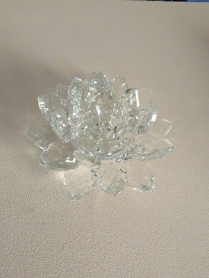 Crystal Figurine Waterlilly Lotus Flower