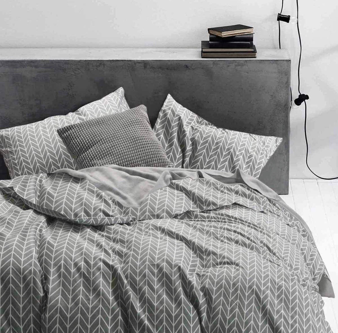 NANKO Queen Duvet Cover Set ,Gray Geometric 90x90  Lightweight Microfiber 3pc