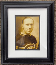 Vtg Howie Morenz NHL Hockey Framed COPY Autograph Print Picture