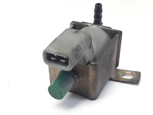 Opel Vectra B 1998 Benzin 100kW Magnetventil 72097516 GUST14925