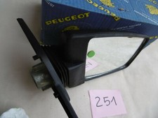 Retroviseur droit (ou coque) Peugeot 505
