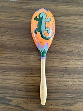 Single First Act Maracas Shakers Wood Painted Lizards Children  s Instruments