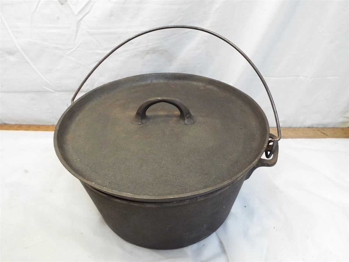 Wagner No. 10 Cast Iron Large Dutch Oven Pot/Pan Skillet Flat Lid Cover