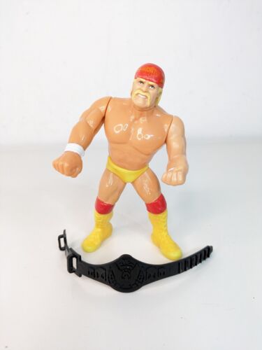 WWF Hasbro Series 5 Hulk Hogan 1992 Action Figure + Belt - Photo 1 sur 12
