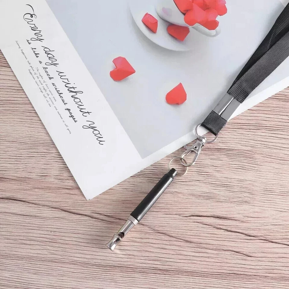 Silbato para perro dejar de ladrar tren de sonido silencioso con correa Foto 3 de 4