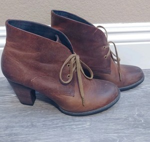 clarks un loop black