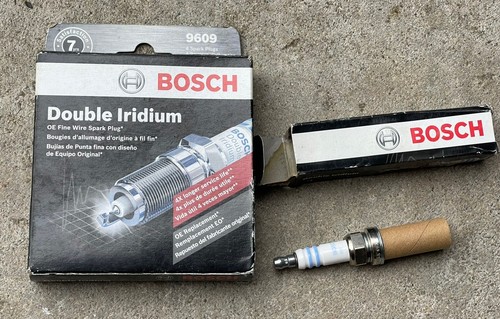 BOSCH DOUBLE Double Iridium 9609 Spark Plugs Set of 5 New in Box