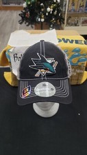 NUEVO CON ETIQUETAS SAN JOSE SHARKS REEBOK GORRA DE HIELO CENTRAL FLEX AJUSTADA LOGOTIPO MALLA PEQUEÑO-MEDIANO