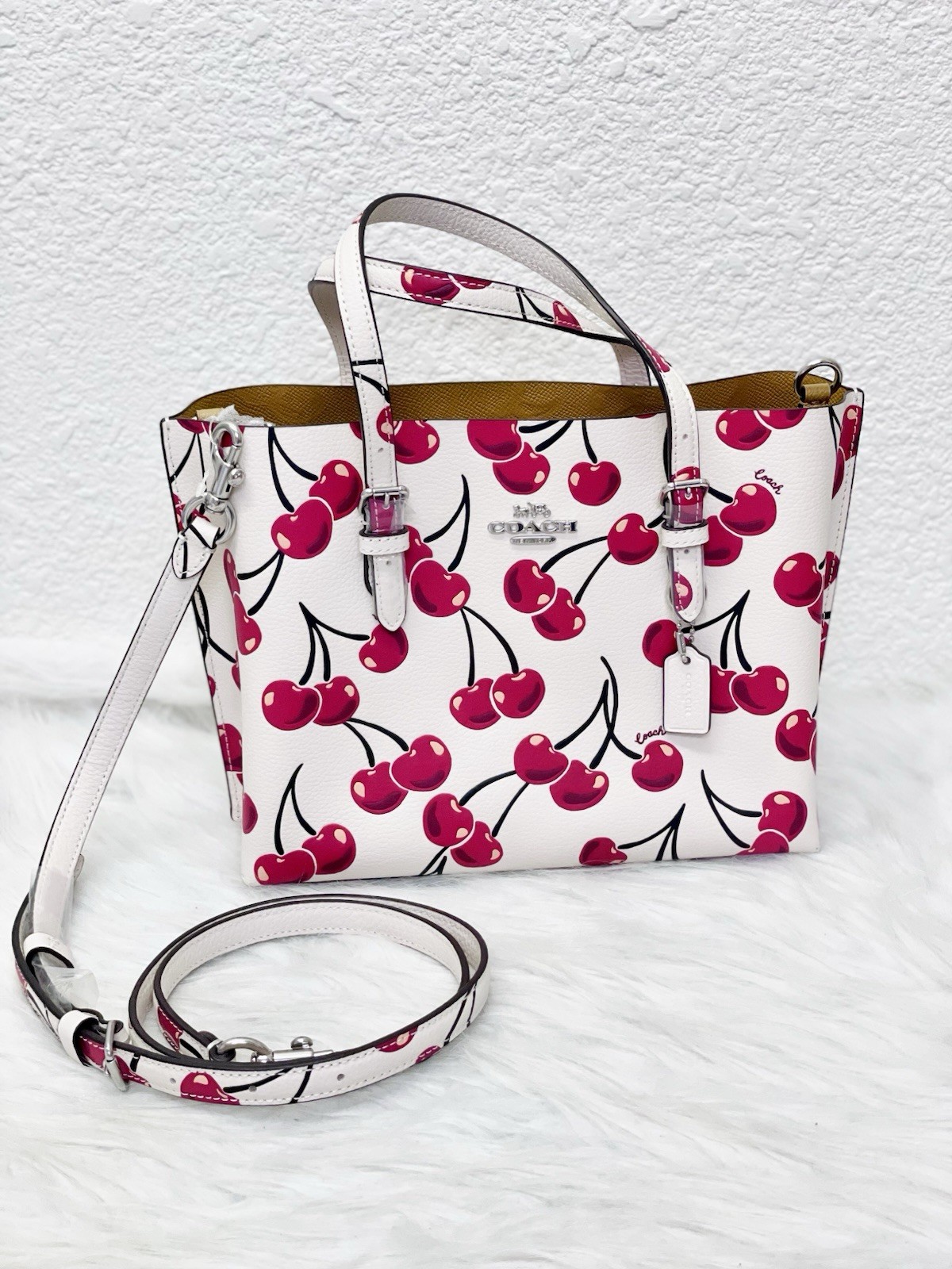 COACH CY695 Mollie Tote 25 in Cherry Print & Pebble Leather