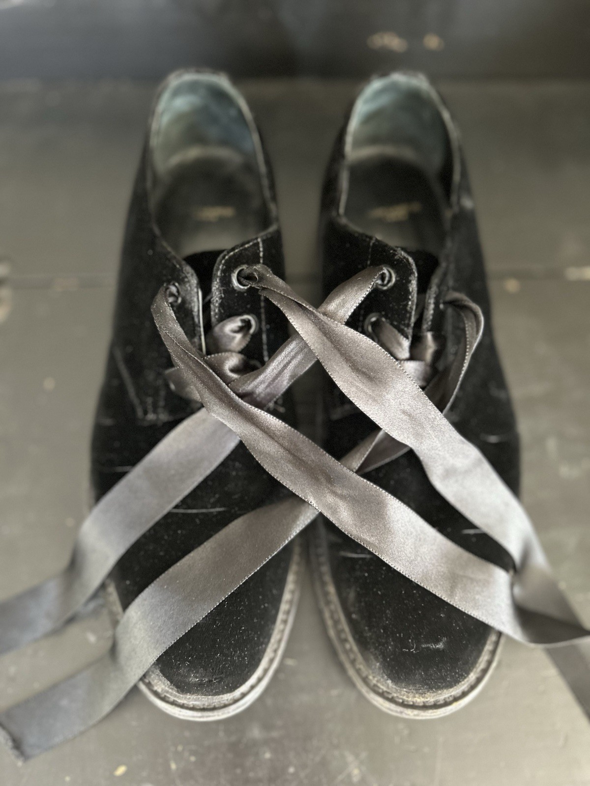 Scarpe eleganti Saint Laurent velluto esercito stringate nere taglia Eur 41 unisex