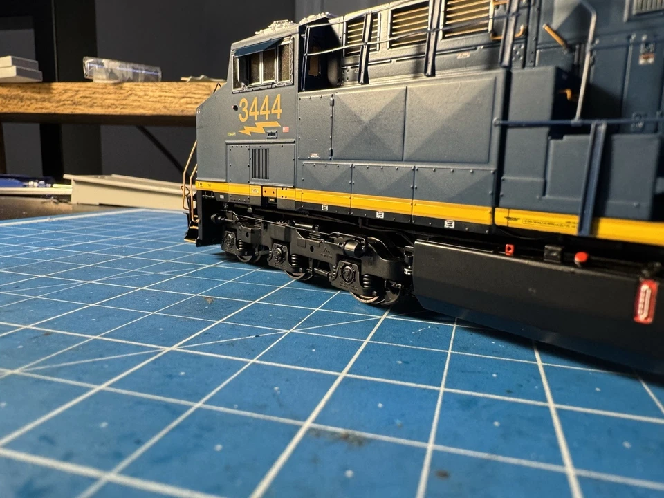 HO ScaleTrains Rivet Counter CSX ET44AH #3444 DCC/SOUND - Image 4 of 4