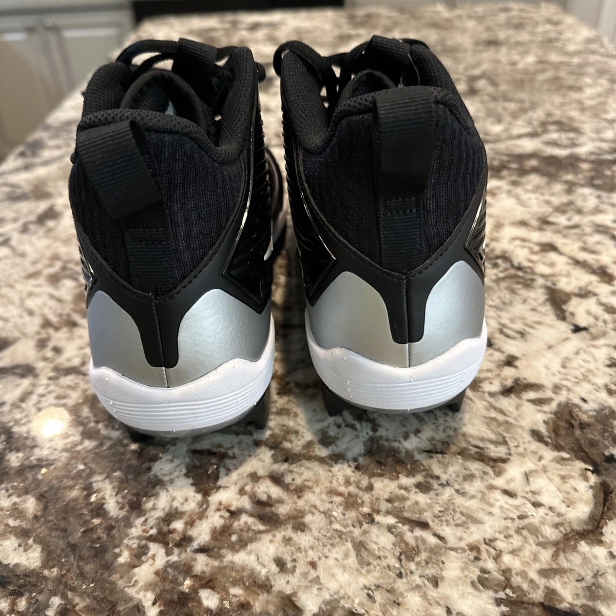 Nike Alpha Menace Strong Football Cleats II5139-010 Men
