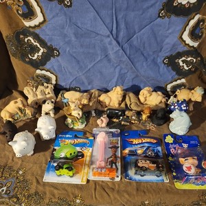 Miniature Pig Figurines Lot Of 25 Pig Figures