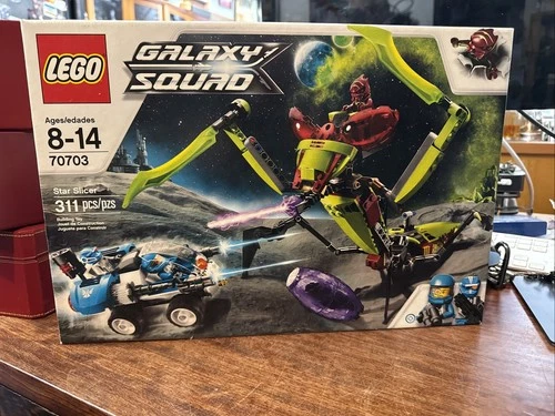 lego BRAND NEW SEALED IN BOX GALAXY SQUAD SET 70703 STAR SLICER