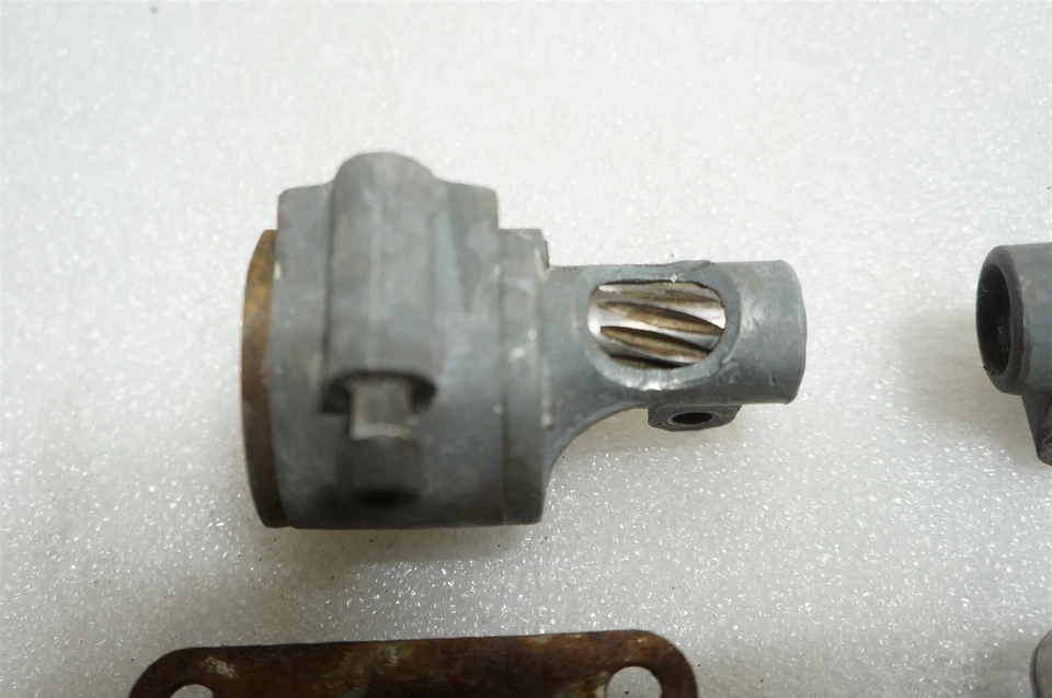 Ariel Huntmaster 650 1958 doble bomba de aceite carrocerías placas de sumidero/VB87/ Foto 3 de 4