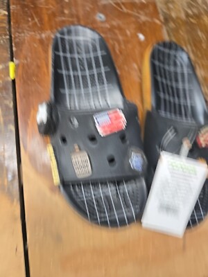 LUKE COMBS X CROCS CLASSIC BOOTLEGGER SLIDE Men display picture 2