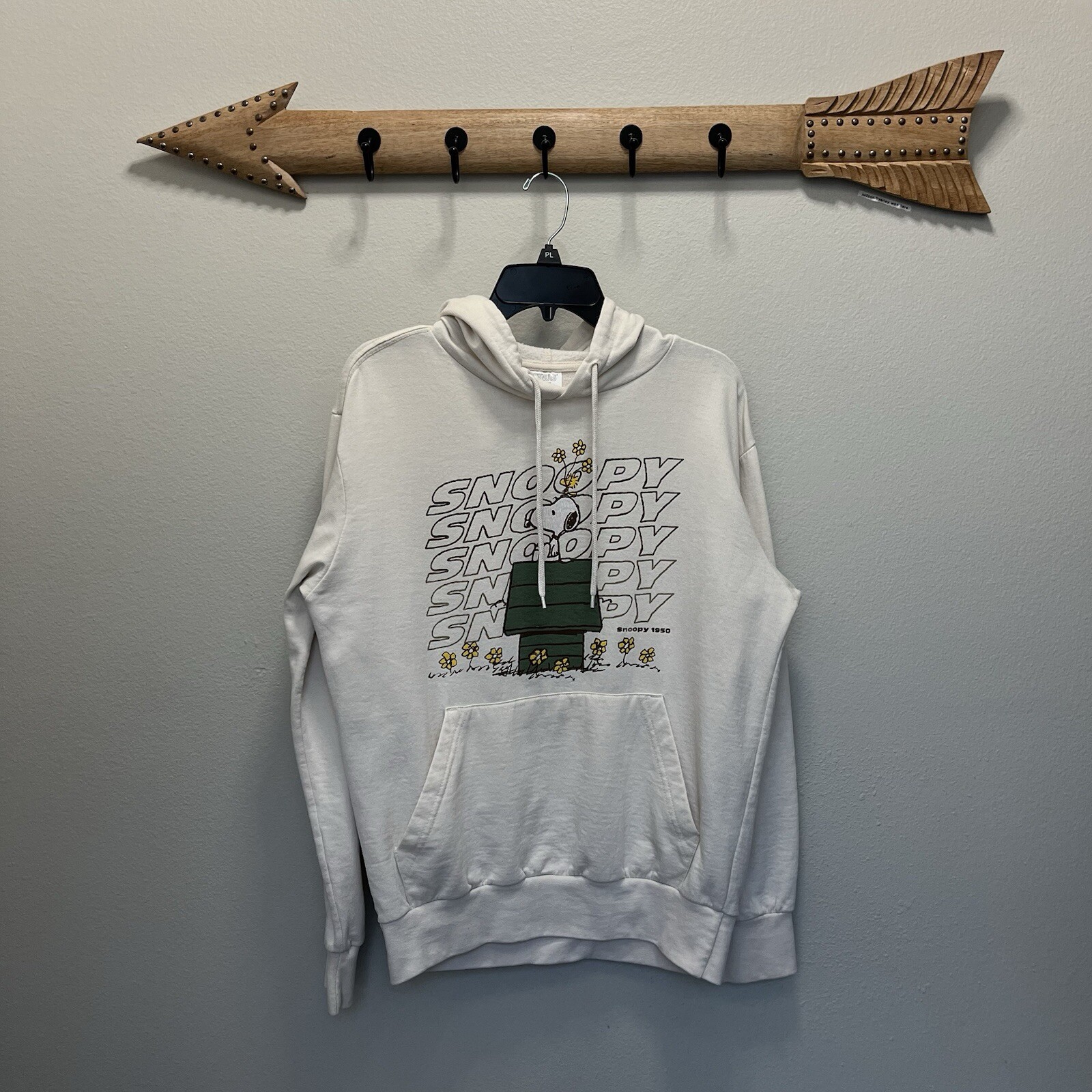 Snoopy & Woodstock Small Beige Graphic Hoodie Peanuts Sweatshirt