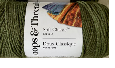 New Loops & Threads Soft Classic Yarn 7 oz VS120 Leaf Green (SHV16)