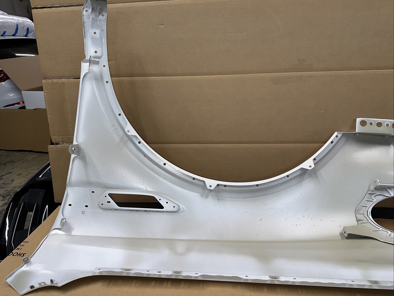 2021 2022 2023 2024 BENTLEY BENTAYGA FRONT RIGHT SIDE FENDER OEM USED
