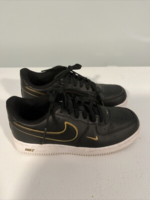 Nike Black Air forces With Gold Logo White Bottoms Size 3Y, Unisex, Youth