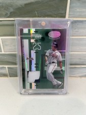 ANDRUW JONES ~ 2005 Leaf Certified Materials GREEN Mirror PATCH #1/5 SSP HOF
