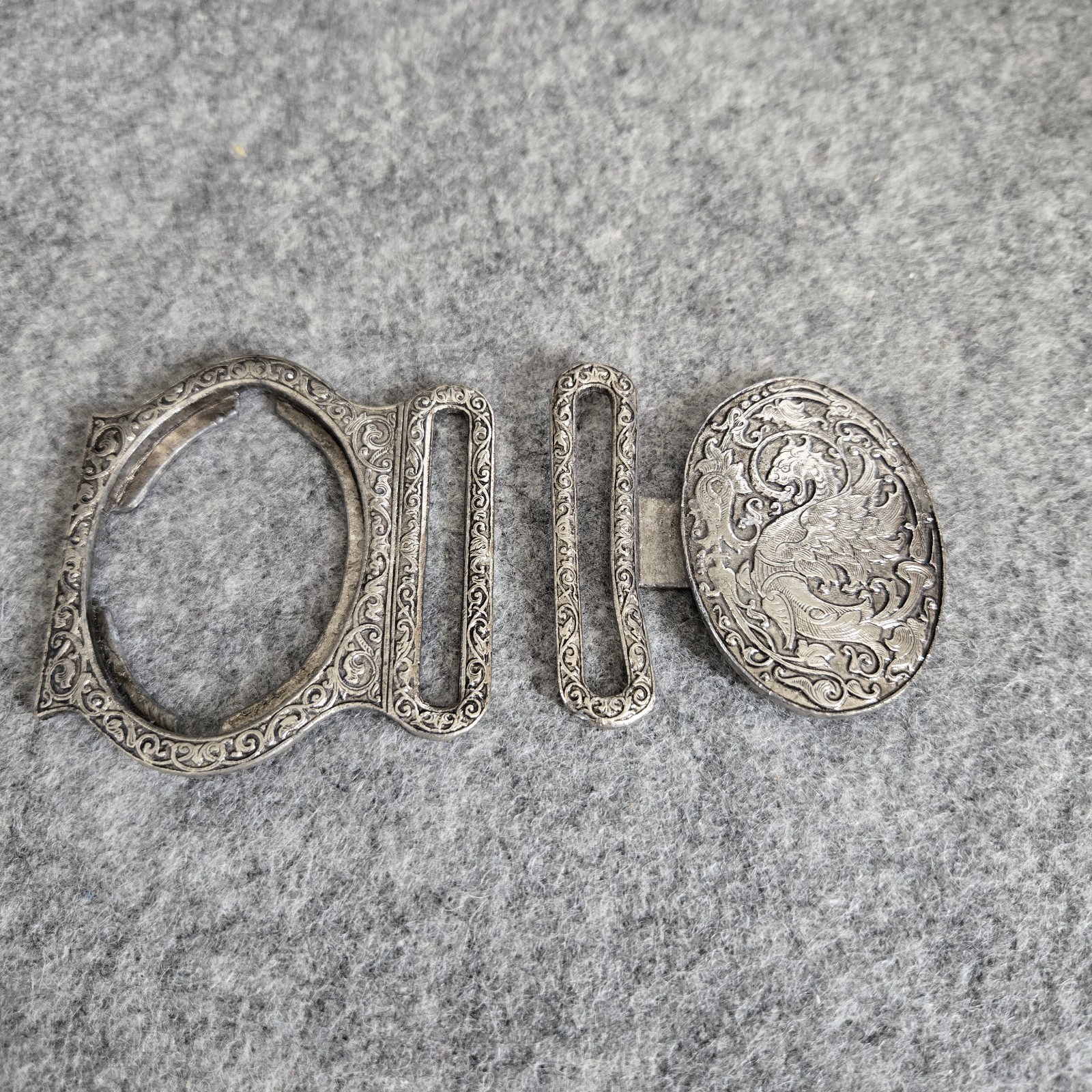 Vitg Interlocking Buckle Pewter Mythological Grif… - image 9