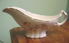 BEAUTIFULL VINTAGE ORANGE/ FLORAL, GOLD TRIM, SCALLOPED PORCELAIN GRAVY BOAT