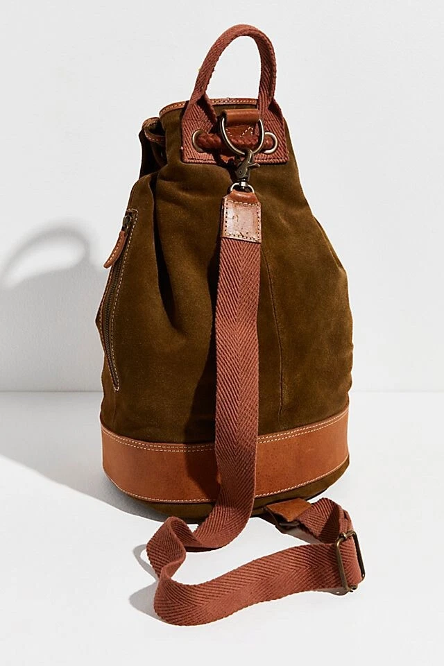 Nueva mochila Free People Varsity de gamuza con honda precio de venta sugerido por el fabricante: $178 gamuza Foto 4 de 4