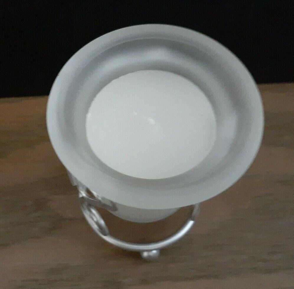 Picture 2 of 3