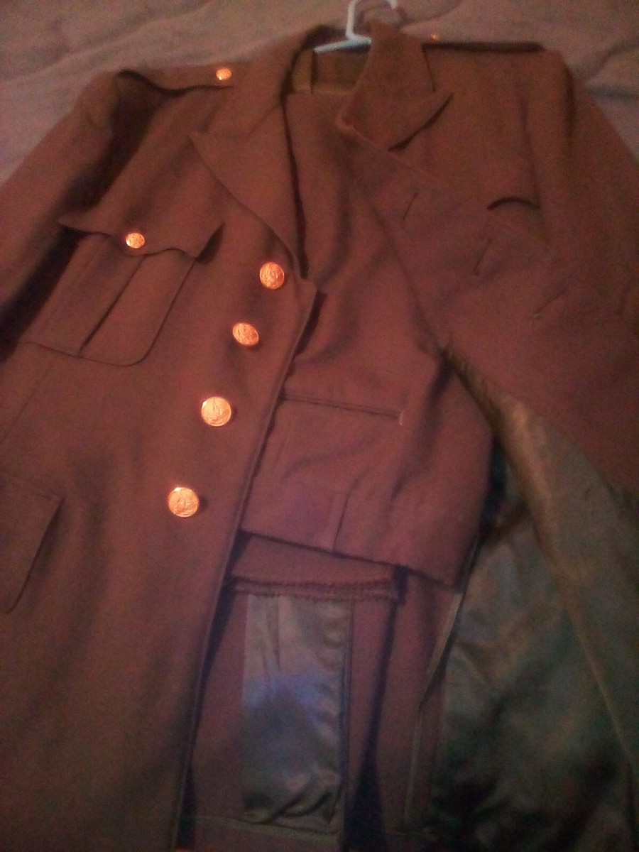 nAVintage MINT 1950s US Army WW2 Green Wool Serge Gold Button