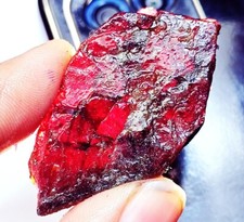 Natural Red Painite Rough 100.70 Ct Certified Loose Gemstone With Free Gift