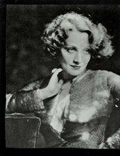 SUPER RARE!! 8X10 1930s ORIGINAL MAGAZINE PHOTO OF ELEGANT SEXY MARLENE DIETRICH