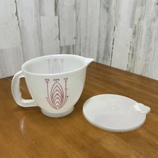 Vintage Tupperware 8 Cup 64 Oz Measuring Batter Bowl Mix N Store With Lid