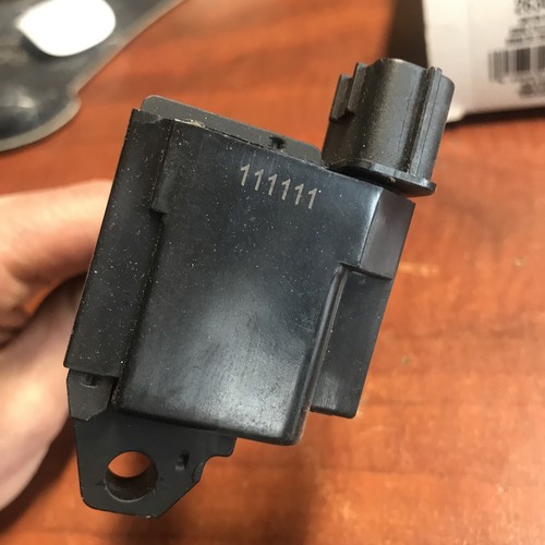 New Genuine Parts Carquest 26367 Ignition Coil UF-232 See Pictures Quantity 2 - Foto 6 di 8