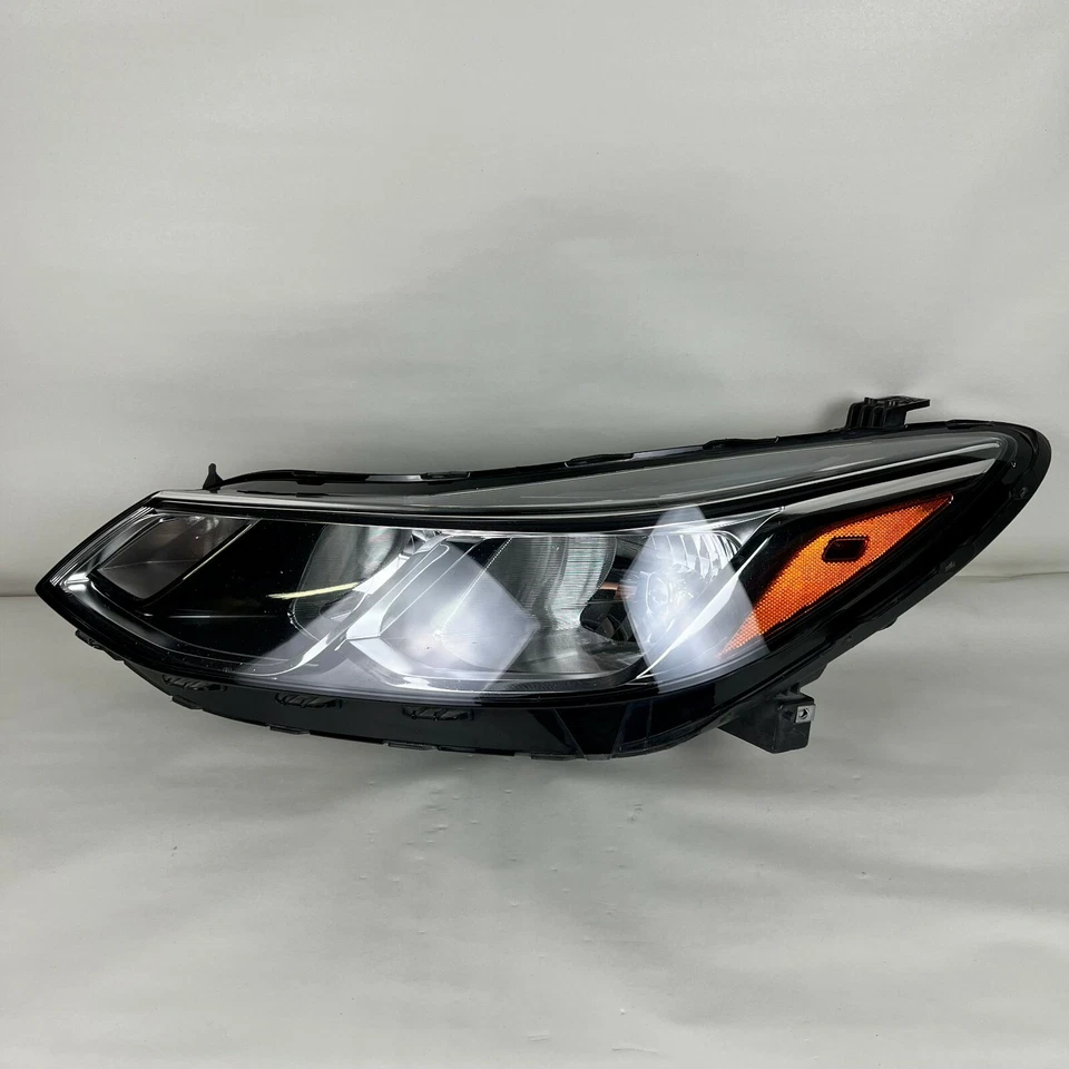 OEM 2016 2017 2018 2019 Chevy Cruze Front Left Halogen Headlight Lamp 42680783 - Image 2 of 4