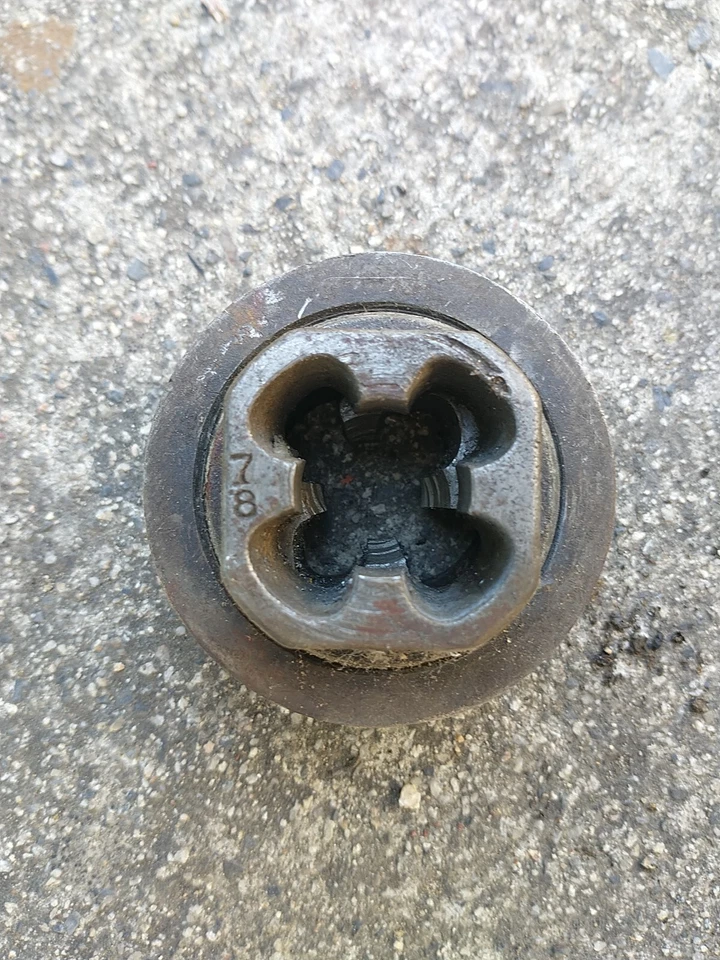 7/8" NC 9 Little Giant Pipe Threader Die Head 2 3/4" USA - Image 2 of 2