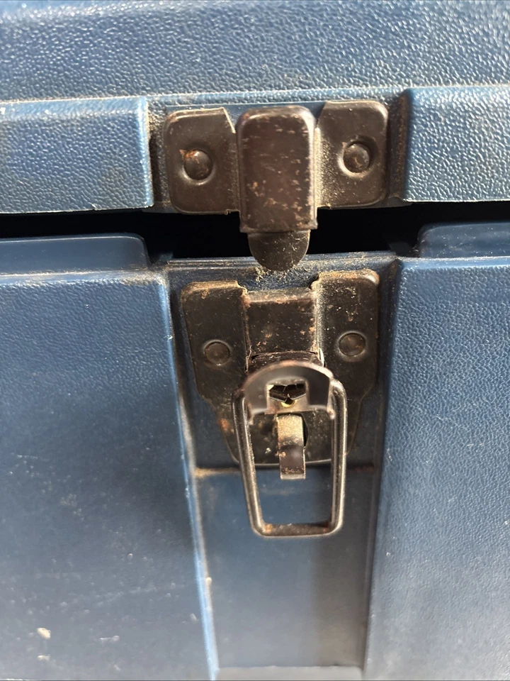 Vintage Stack-on Step Stool Tool Chest Blue 20” X 13” X 14” Made In USA - Image 4 of 4