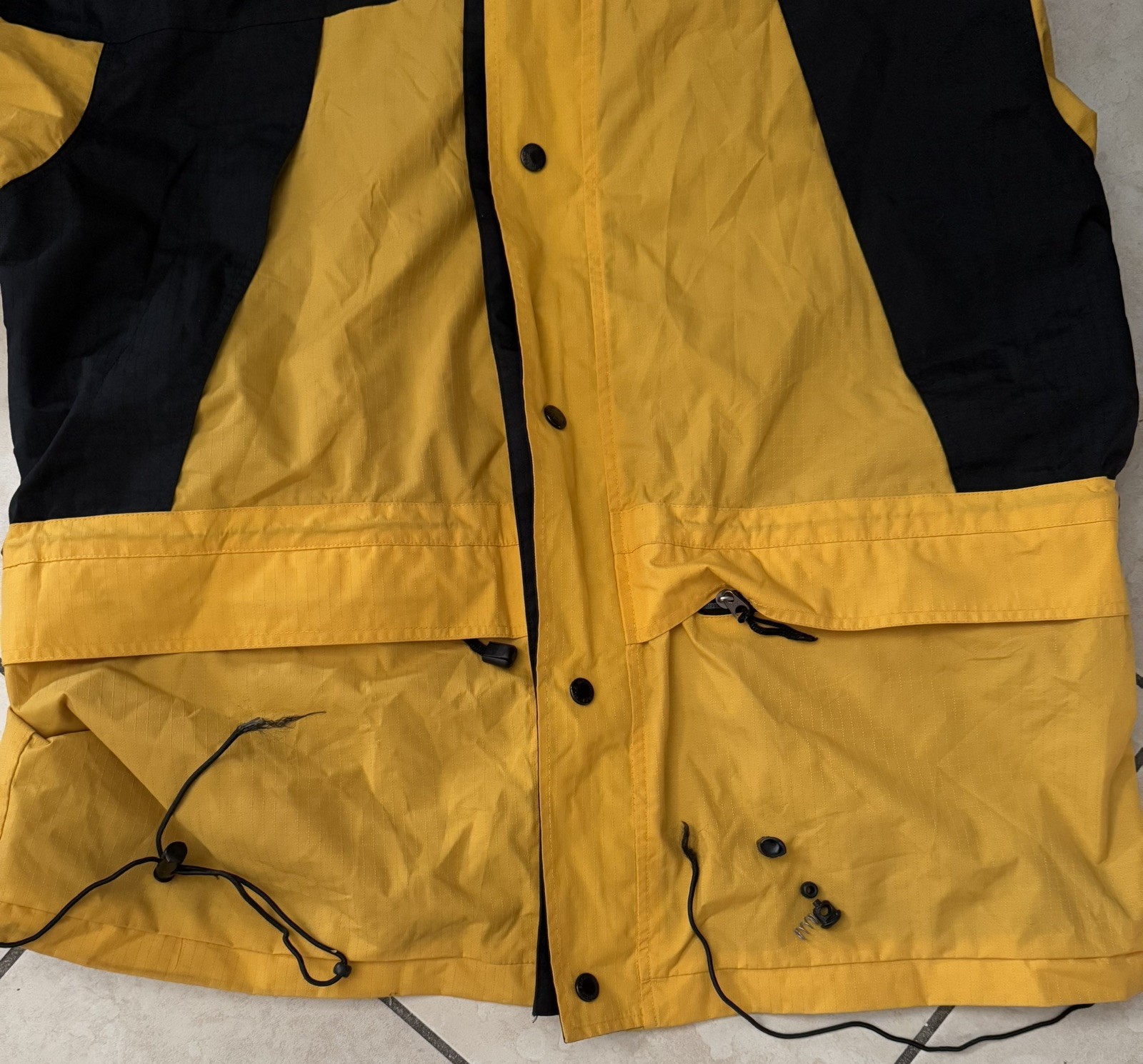The North Face Jacket Mens XL Yellow Mountain Light Goretex Retro Summit Series thumbnail 16