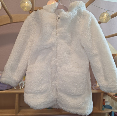 H&M Mädchen Teddy-Fleece Jacke lang mit Kapuze Druckknopf weiß Gr. 98