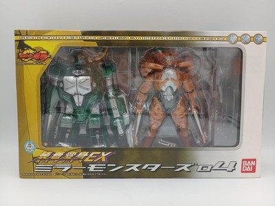 BANDAI Kamen Rider Ryuki EX Mirror Monsters 04 Action Figure Toy
