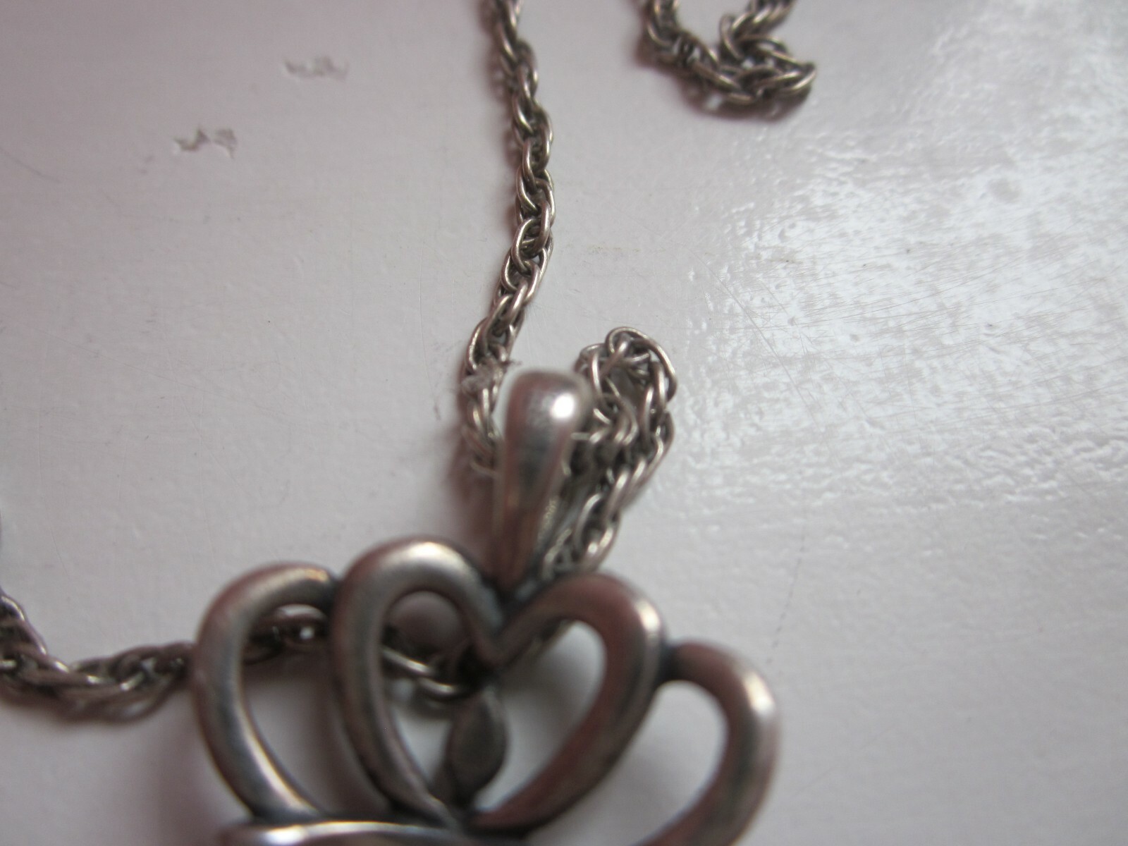 James Avery Queen of Hearts Retired Crown Pendant & C… Gem